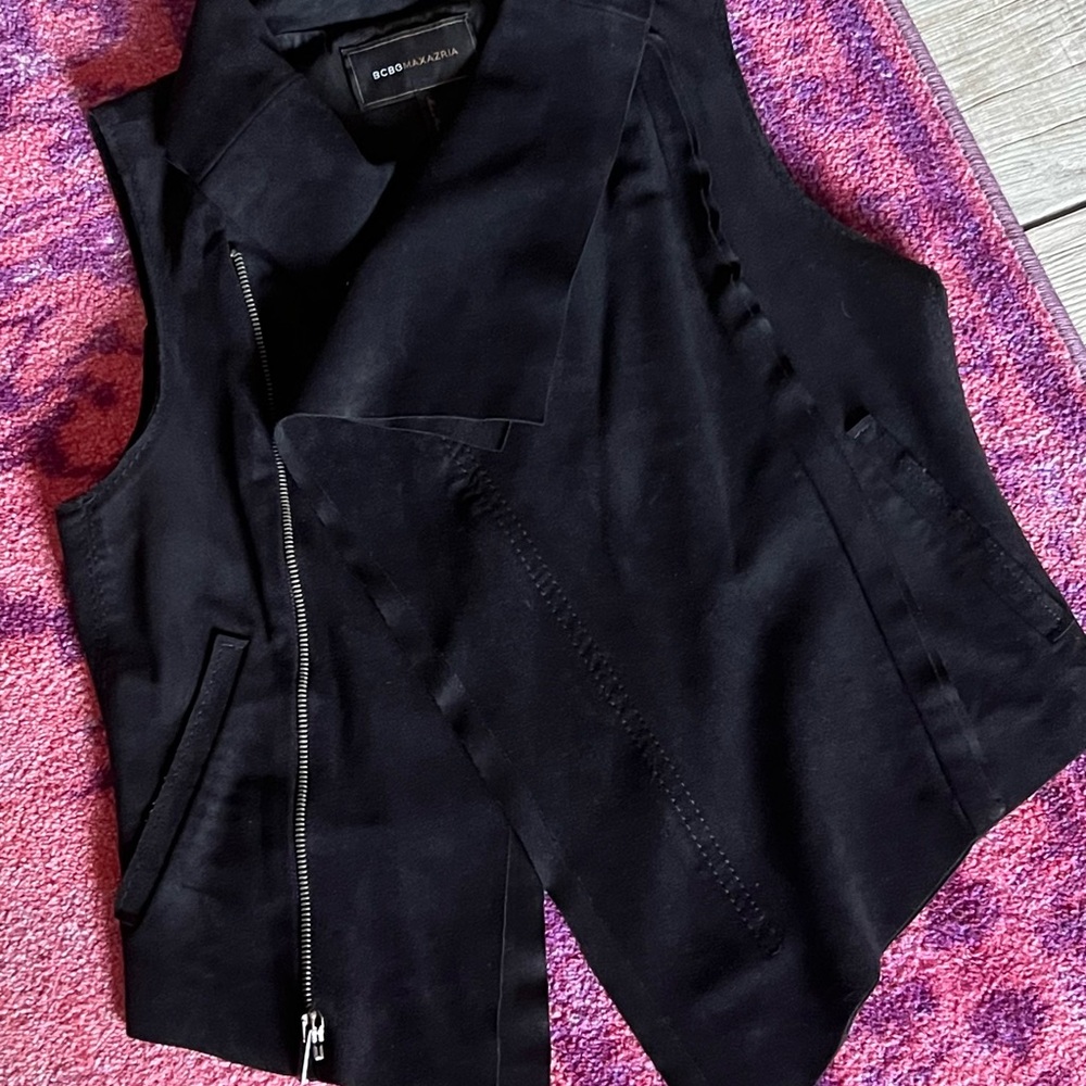 BCBGMAXAZRIA Fabian Black Suede Vest ✨LIKE NEW✨